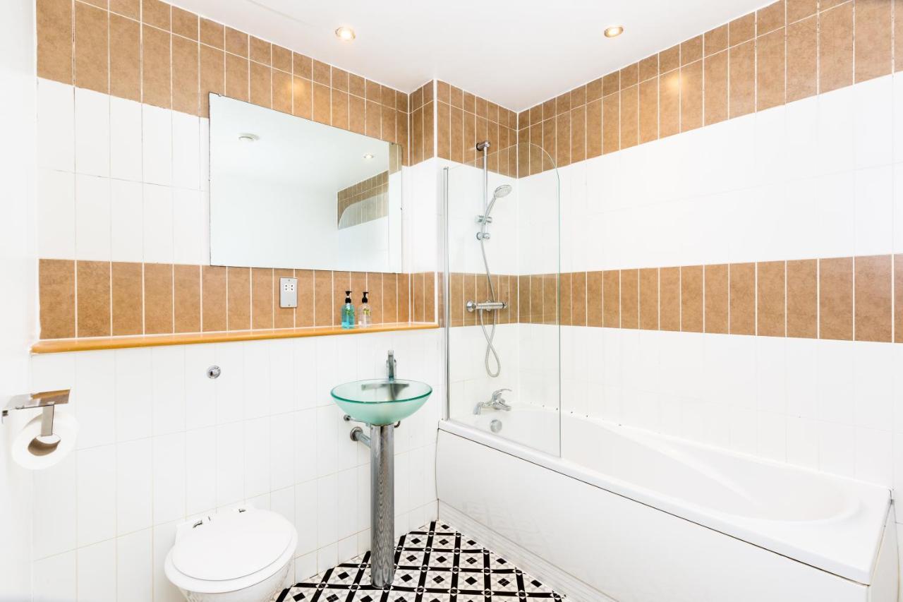 Washington 2 Bedroom Apartment By The Cube & Mailbox & Private Terrace Birmingam Exterior foto